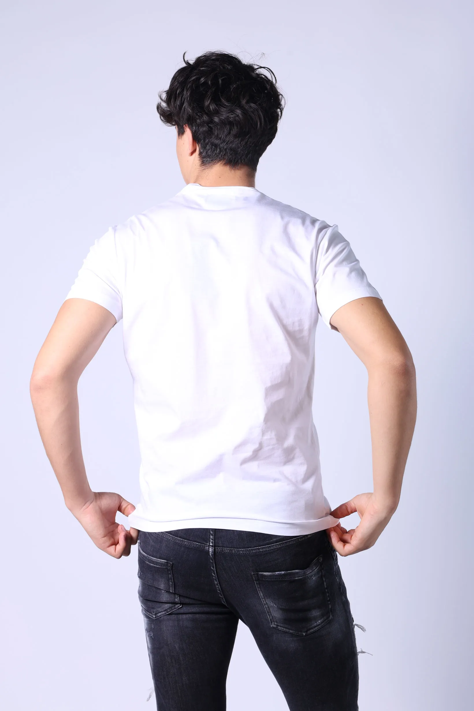 Camiseta blanca con logo ceresio 9