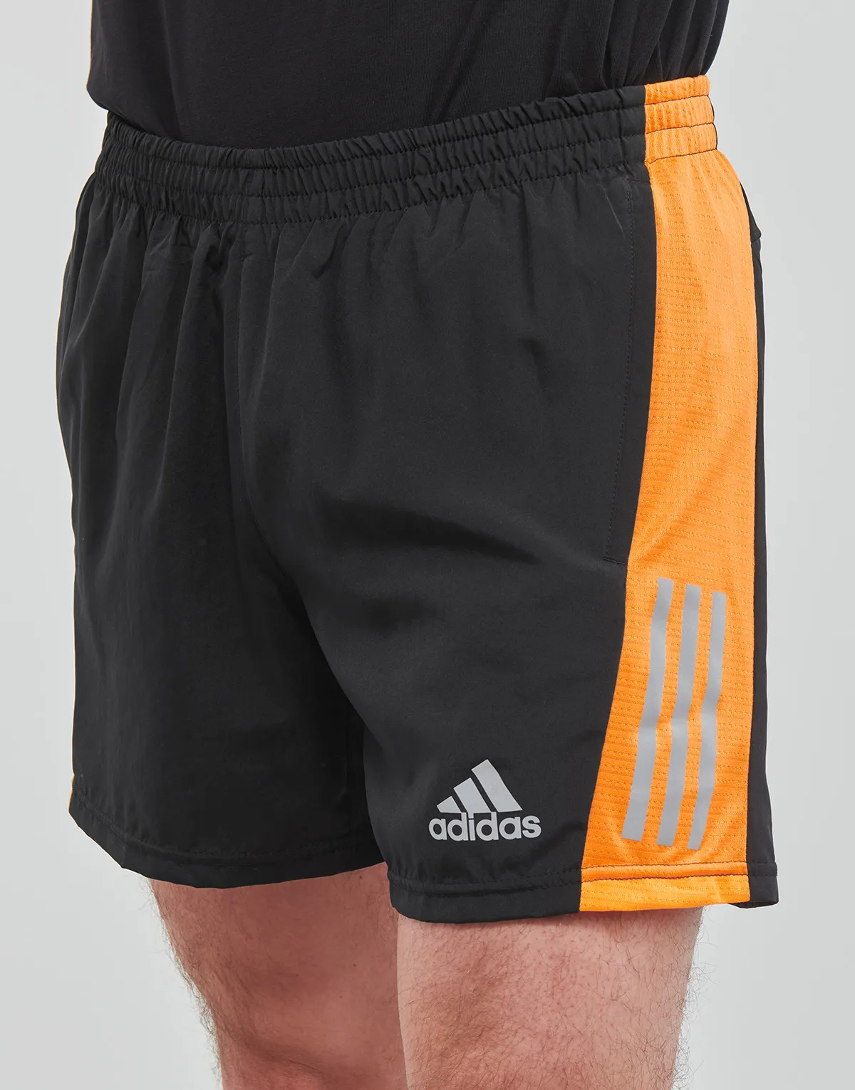 OWN THE RUN SHORTS