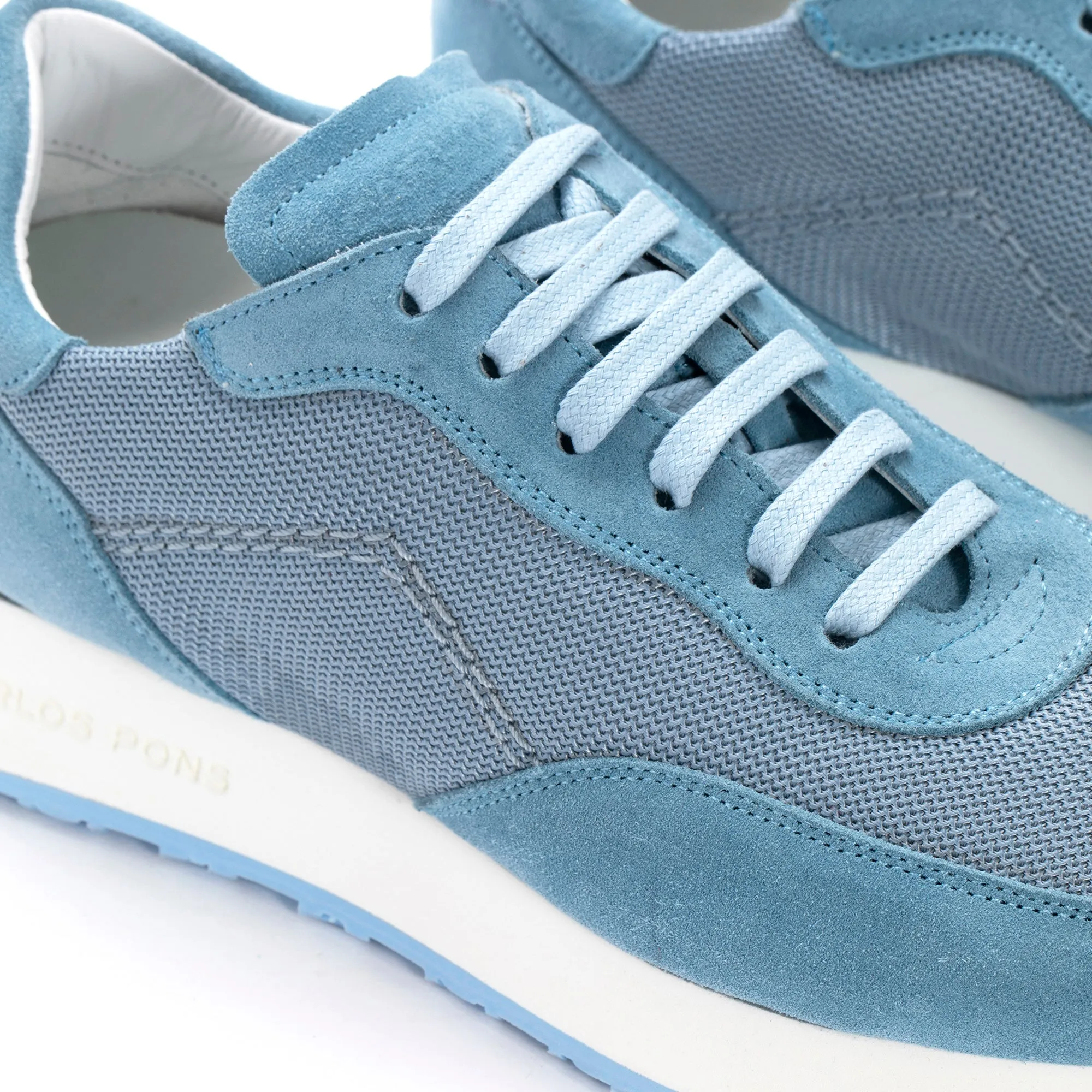 SNEAKER RUNNER VELOUR CIELO